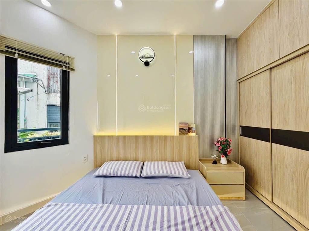 Hẻm oto bàn cờ  phường 2  quận 3, gần chợ bàn cờ, chợ vườn chuối. 72,8m2, cho thuê 23tr
