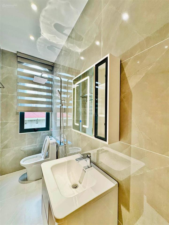 Nhà hẻm 6m nguyễn tri phương  phường 5  quận 10, gần đh kinh tế. 75m2, cho thuê 25tr/tháng