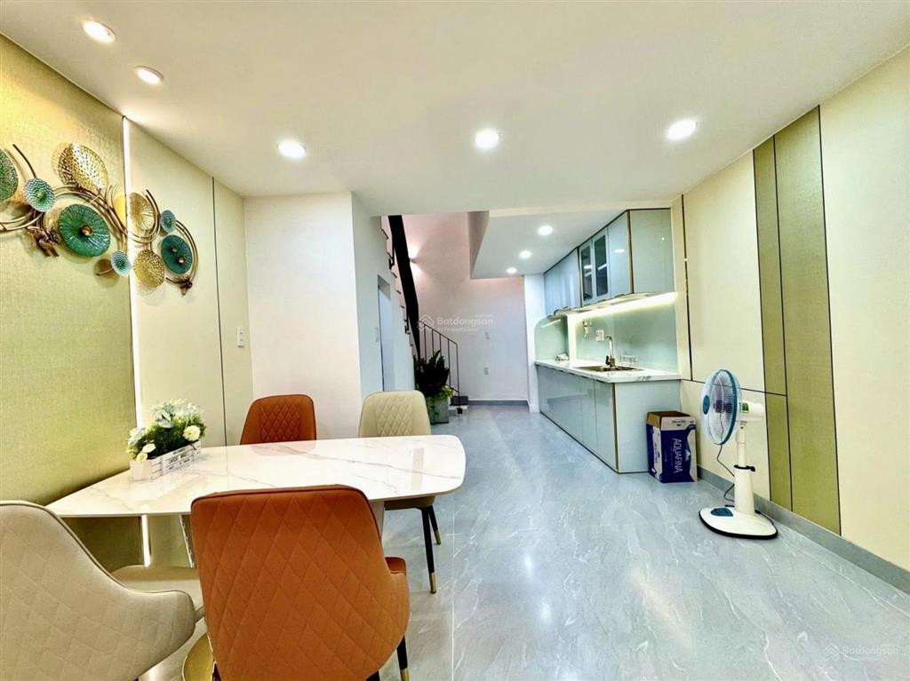 Bán nhà phố nguyễn khắc nhucô giangquận 1, gần đh văn lang.giá 9tỷ870tr/87,9m2,cho thuê 30 triệu