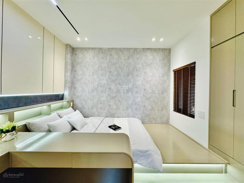 Cần bán gấp nhà lê văn miến  p. thảo điền  q2, gần đại học sài gòn. 80m2, cho thuê 30tr