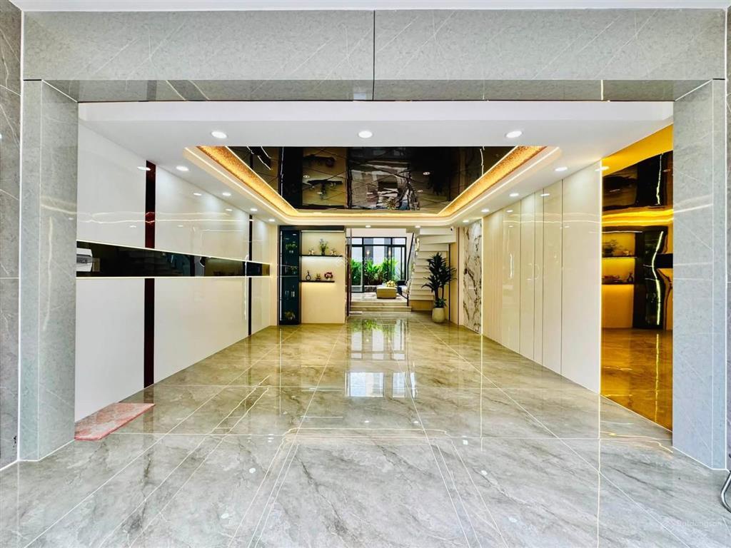 Vị trí đẹp cô bắccô giangquận 1,gần bệnh viện răng hàm mặt.giá 9 tỷ300 tr/72,8m2,cho thuê 27 tr