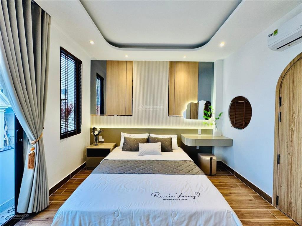 Cần bán gấp nhà lê văn miến  p.thảo điềnq2, gần đại học sài gòn.giá 9tỷ670tr/80m2,cho thuê 30tr
