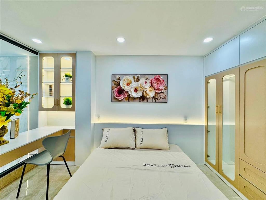 9tỷ800tr đường 2 xe oto đậu, nguyễn hữu cảnhp22bình thạnh, gần cầu thị nghè, 75m2, cho thuê 21tr