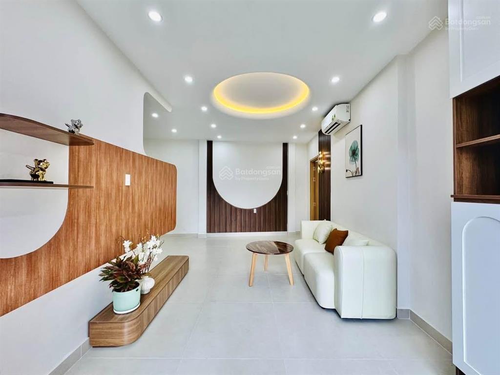 Hẻm oto 6m bạch vân  phường 5  quận 5, gần chợ hoà bình. 71m2, thu nhập 20tr/tháng