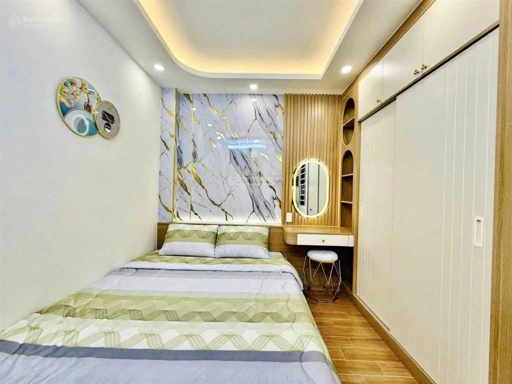 Hàng độc cần bán nguyễn tri phương  p9  q5, gần chợ an đông. 77m2, đang cho thuê 24 triệu