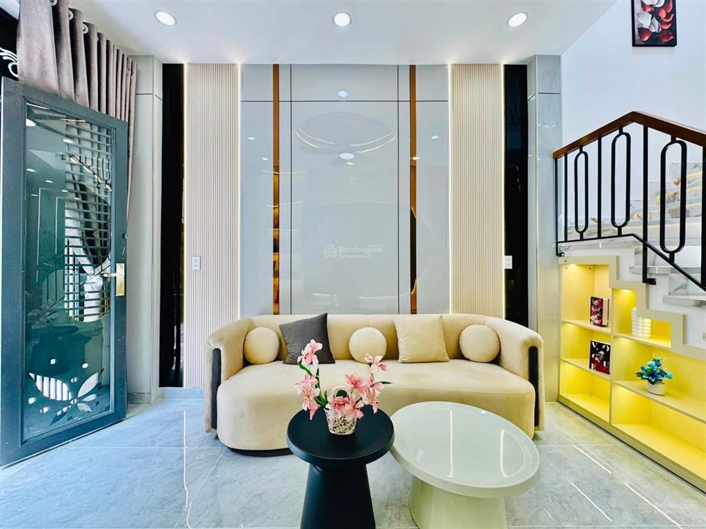 Chú 8 cần bán nhà trần văn khê p17 bình thạnh, gần cầu thị nghè.giá 9tỷ700tr/75m2, cho thuê 18 tr