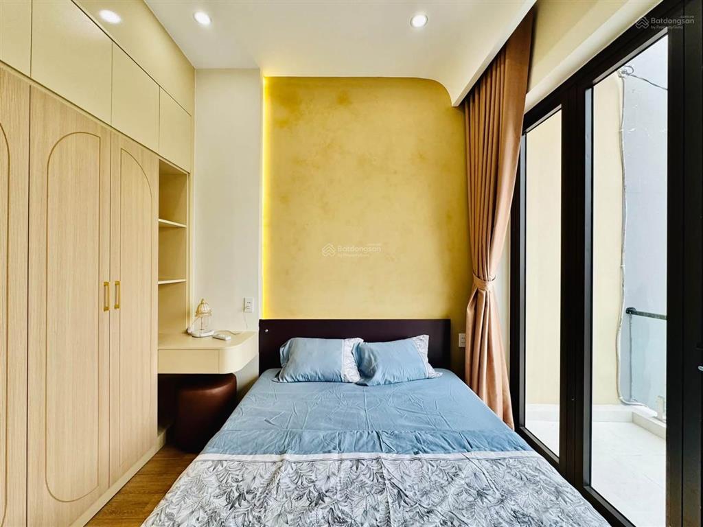 Hẻm ô tô 6m bạch vân  phường 5  quận 5, gần chợ hoà bình.giá 9tỷ780tr/71m2, thu nhập 20tr/tháng