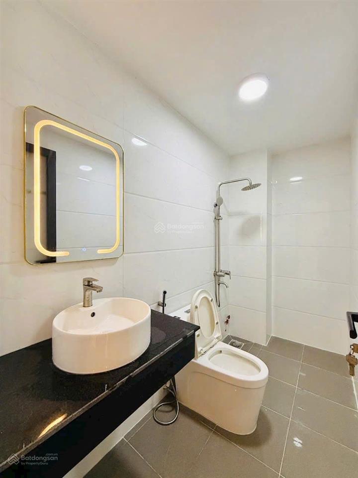 Nhà ngộp gần tiểu học kỳ đồng giá 4tỷ1 diện tích 69m2 đường ô tô kỳ đồngquận 3 đang cho thuê 25tr