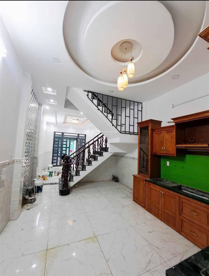 Chính chủ bán gấp nhà đặng minh khiêmquận 11 cho thuê 19tr, gần bệnh viện chợ rẫy 64m2 giá 2tỷ950