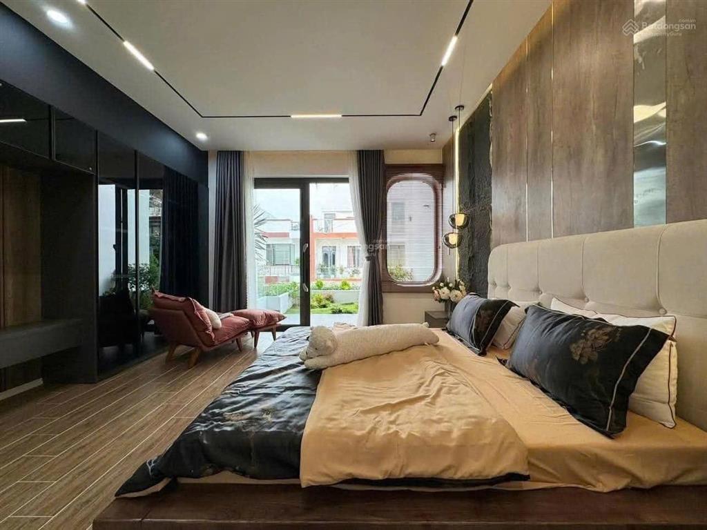 Cô niềm bán nhà sương nguyệt ánhquận 1 cho thuê 29tr, gần công viên tao đàn dtcn 73,5m2 giá 4tỷ990