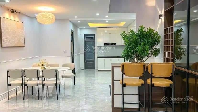 Kẹt tiền bán nhà trần minh quyềnquận 10 giá 3tỷ6 dt 72,5m2 gần học viện hành chính cho thuê 24tr