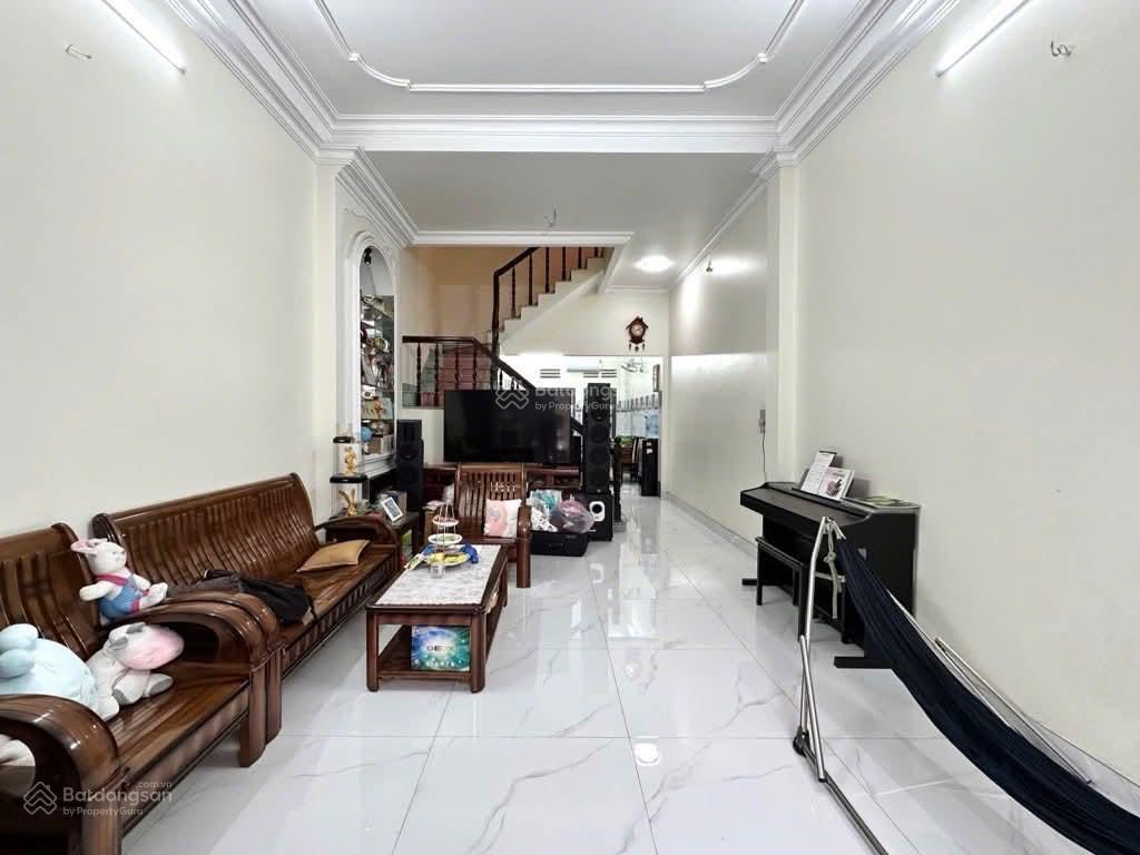 Bán nhà trương hán siêuquận 1 diện tích 75,6m2 giá 4tỷ45 cách chợ đa kao 300m, cho thuê 28tr/tháng