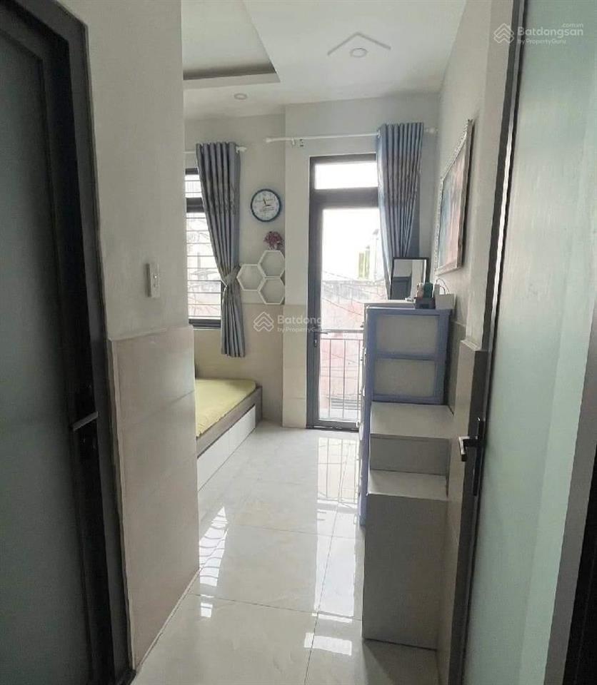 Bán nhà lê hồng phongq5 đang cho thuê 23tr/th, gần bv chấn thương chỉnh hình. dt 65,1m2 giá 2tỷ990