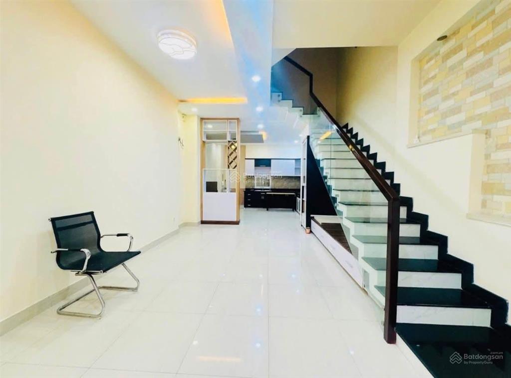 Có ngay nhà trần xuân hoàquận 5 diện tích 70,2m2 giá 4tỷ05 gần bv đại học y dược, cho thuê 24tr/th