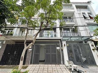 Cán bộ về hưu bán nhà nguyễn sơn hàquận 3, dt 72m2 giá 4tỷ4, gần bệnh viện từ dũ cho thuê 25tr/th
