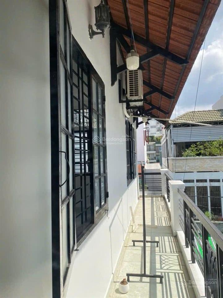 Gia đình tôi bán nhà hoà hưngquận 10 diện tích 75,6m2 giá 2tỷ9 gần mầm non bình minh cho thuê 18tr