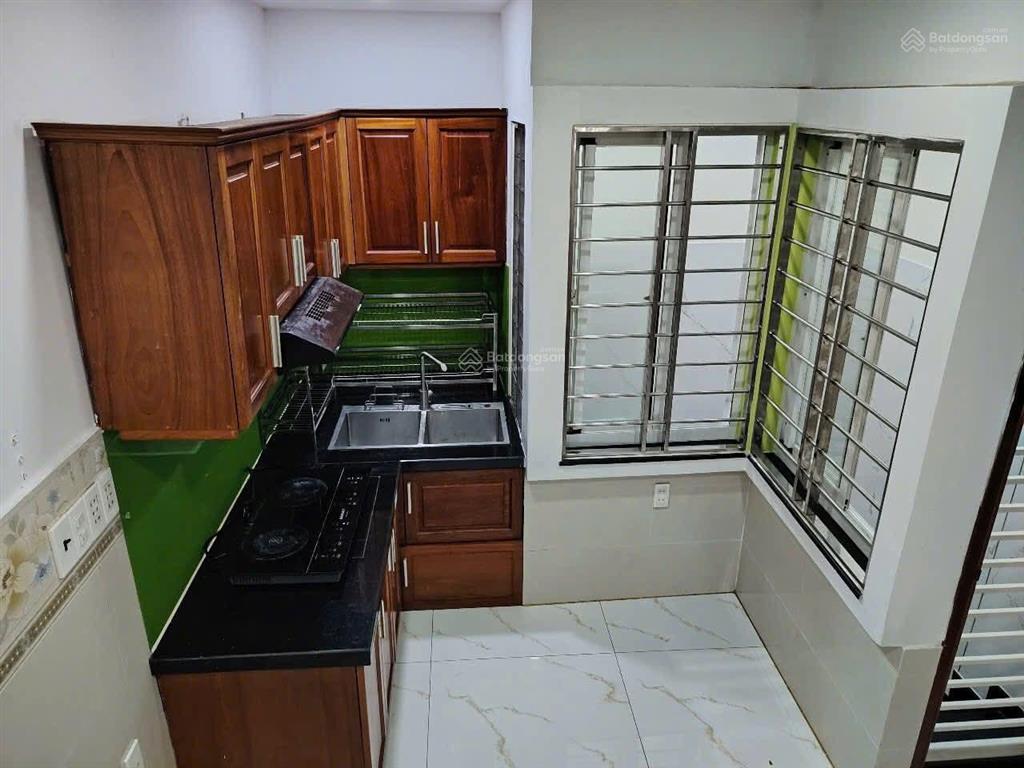 Gia đình tôi bán nhà hoà hưngquận 10 diện tích 75,6m2 giá 2tỷ9 gần mầm non bình minh cho thuê 18tr