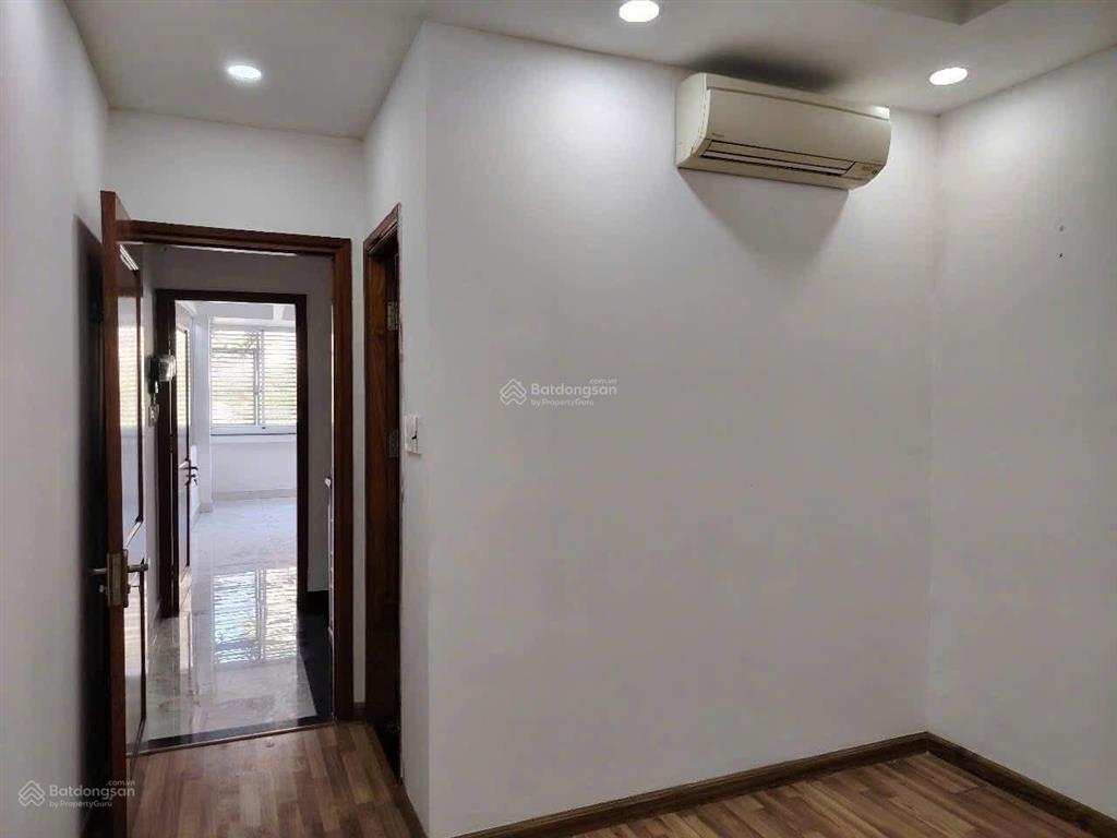 Gia đình tôi bán nhà hoà hưngquận 10 diện tích 75,6m2 giá 2tỷ9 gần mầm non bình minh cho thuê 18tr