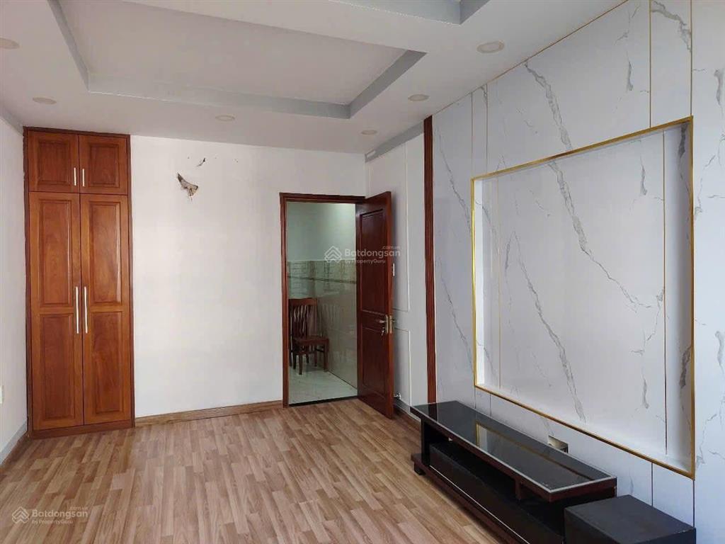 Gia đình tôi bán nhà hoà hưngquận 10 diện tích 75,6m2 giá 2tỷ9 gần mầm non bình minh cho thuê 18tr