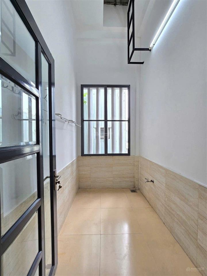 Bán gấp nhà nguyễn gia thiềuquận 3 cho thuê 28tr/th diện tích 78,5m2 giá 4ty99 gần đại học sài gòn