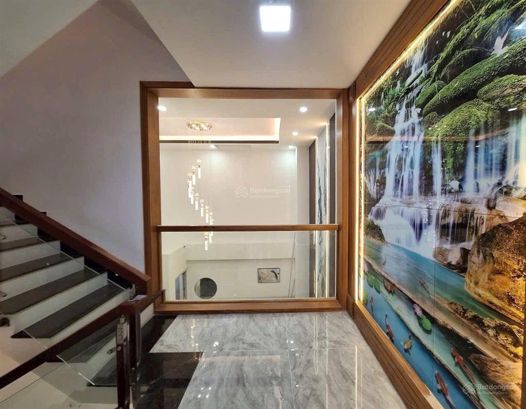 Ngoại 9 bán gấp nhà hoàng diệuquận 4 cho thuê 22tr/th, gần thcs vân đồn diện tích 72m2 giá 3tỷ500
