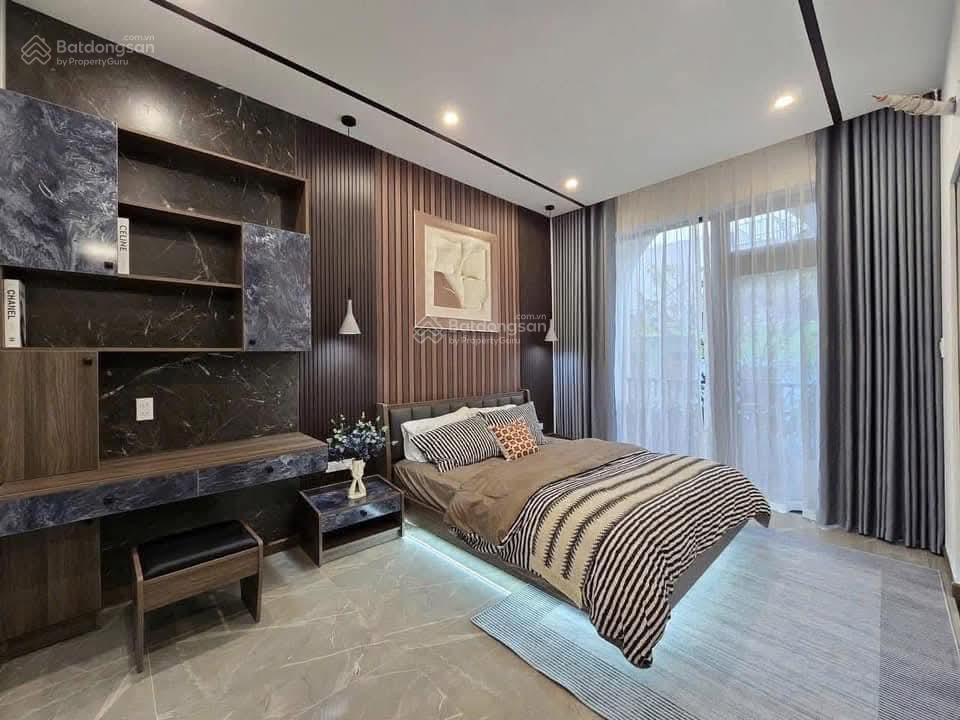 Bán nhà đang cho thuê 23tr/th, phan văn hânbình thạnh dt 72m2 giá 3tỷ750 gần đh kinh tế tài chính
