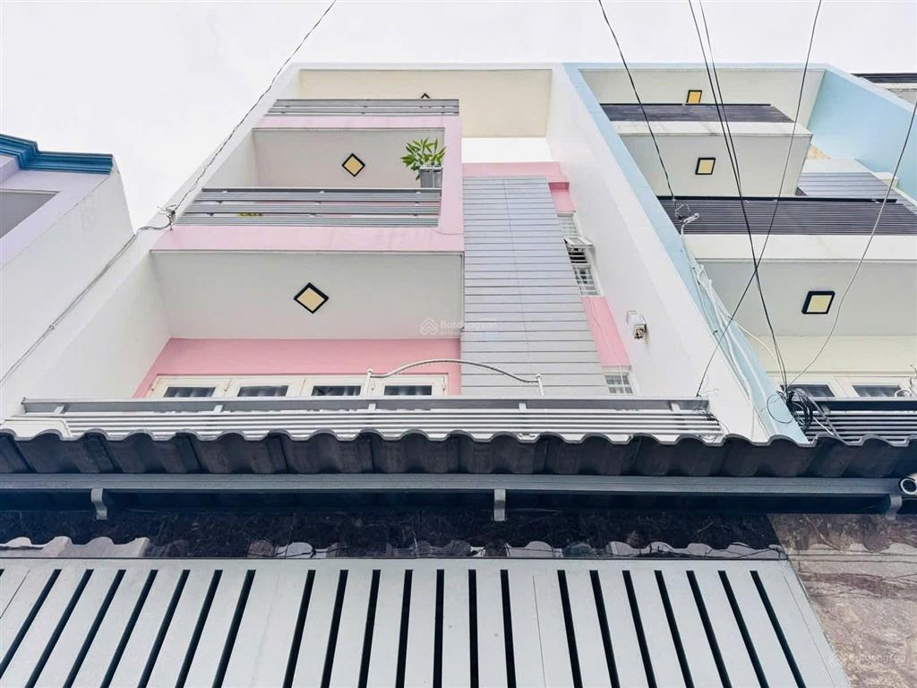 Nhà giá tốt hiện cho thuê 22tr/th ở nghĩa thục  quận 5 diện tích 66,8m2 gần chợ hoà bình