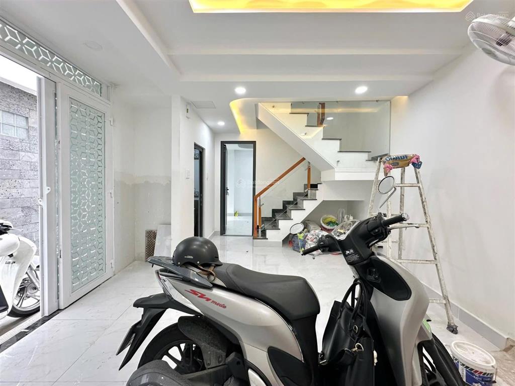 Nhà đẹp đường 12quận 2 bán gấp giá 3tỷ99 dt 84,5m2 gần đại học giao thông vận tải cho thuê 24tr/th