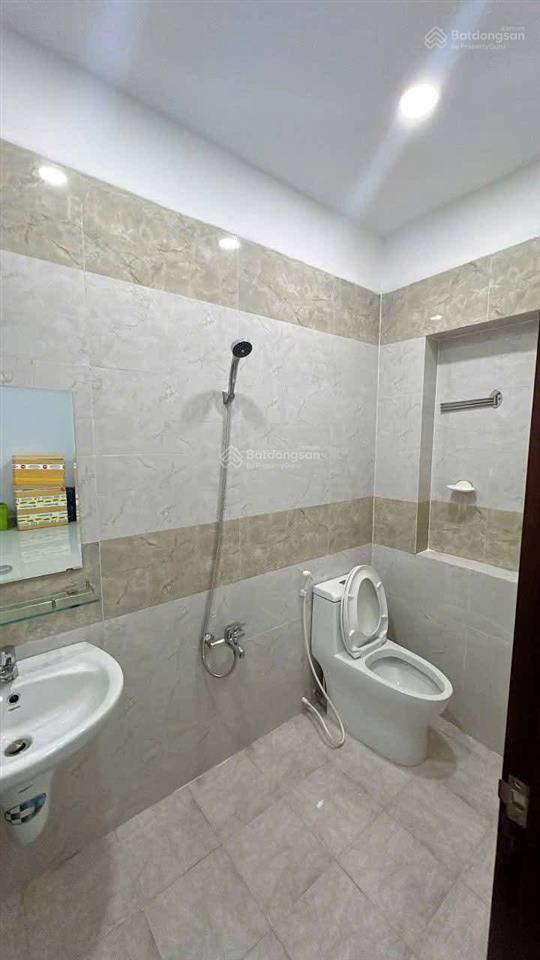 Nhà đẹp đường 12quận 2 bán gấp giá 3tỷ99 dt 84,5m2 gần đại học giao thông vận tải cho thuê 24tr/th