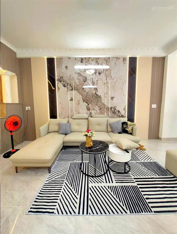 Bán nhà về quê đường nguyễn văn đừngquận 5 giá 3tỷ75 dt 72,8m2 gần th huỳnh tịnh của cho thuê 23tr