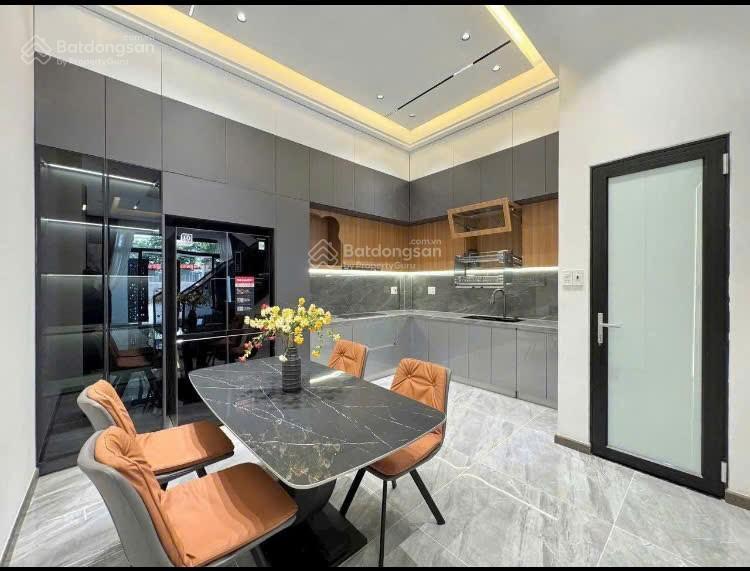 Bán nhà gần lotte mart quận 7 dt 76,5m2 đường lê văn lương  quận 7, đang cho thuê 21tr/th