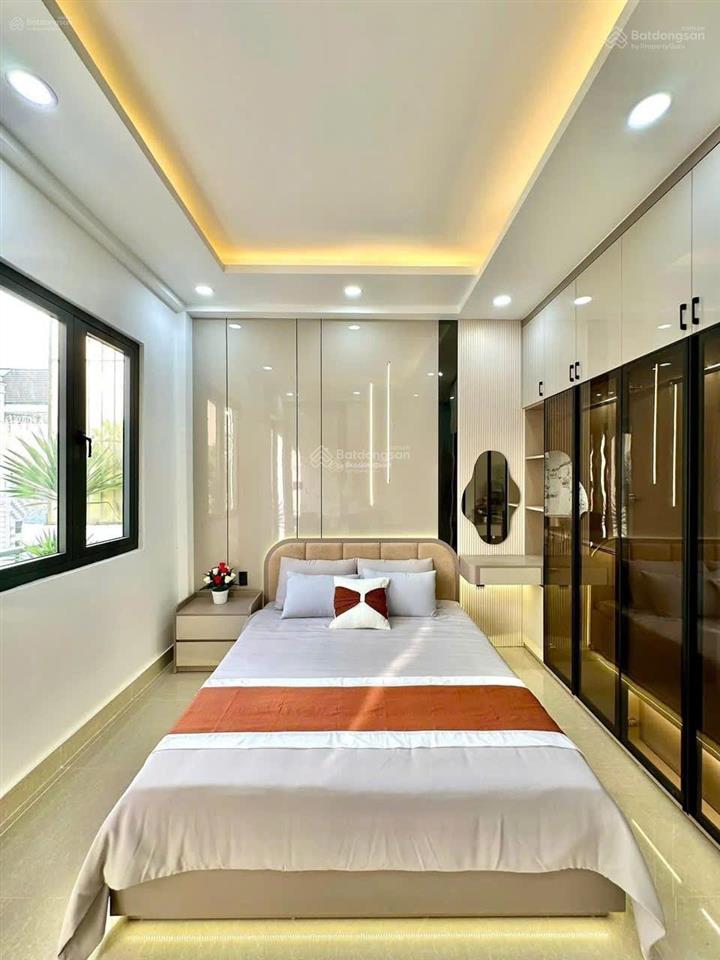 Bán gấp nhà đẹp đường tuệ tĩnh, quận 11, gần thcs phú thọ, dt 82m2 giá 2tỷ750 đang cho thuê 18tr/th
