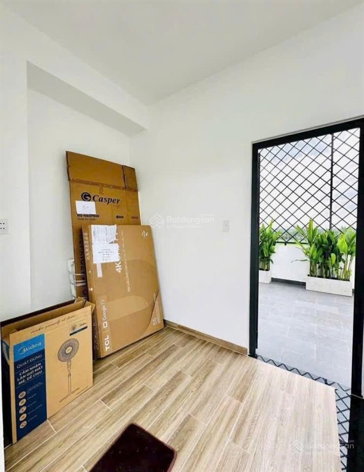 Chú dũng bán nhà nguyễn văn luôngq6 dt 72m2 giá 2tỷ780 tl gần thpt nguyễn tất thành cho thuê 20tr