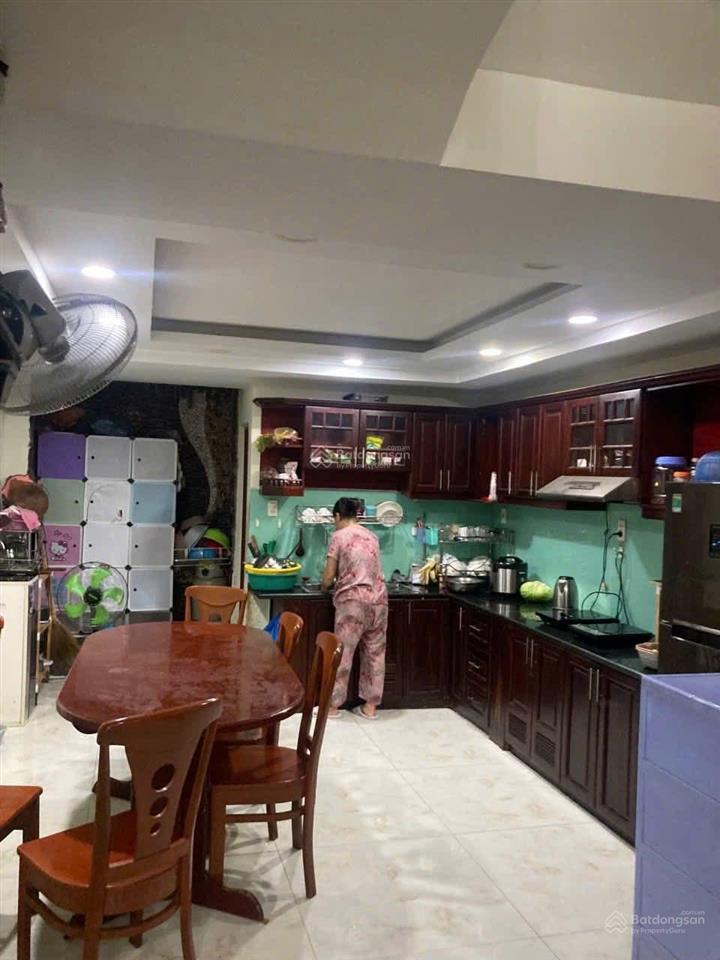 Nhà mặt đường nguyễn văn nghigò vấp 68,8m2 giá 2tỷ86 gần đại học công nghiệp đang cho thuê 19tr/th