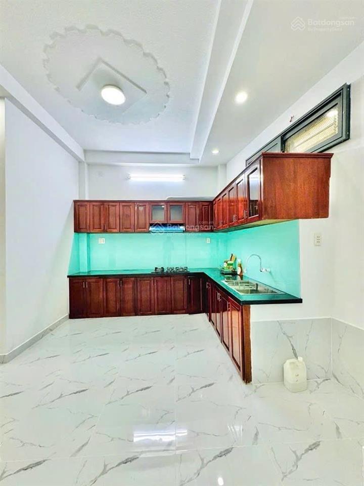 Tôi cần bán nhà diện tích 77,5m2 giá 4tỷ3 gần bệnh viện mắt ở lê ngô cátquận 3 đang cho thuê 24tr