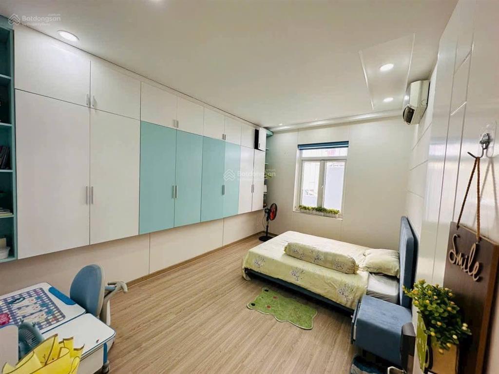 Tôi cần bán nhà diện tích 77,5m2 giá 4tỷ3 gần bệnh viện mắt ở lê ngô cátquận 3 đang cho thuê 24tr