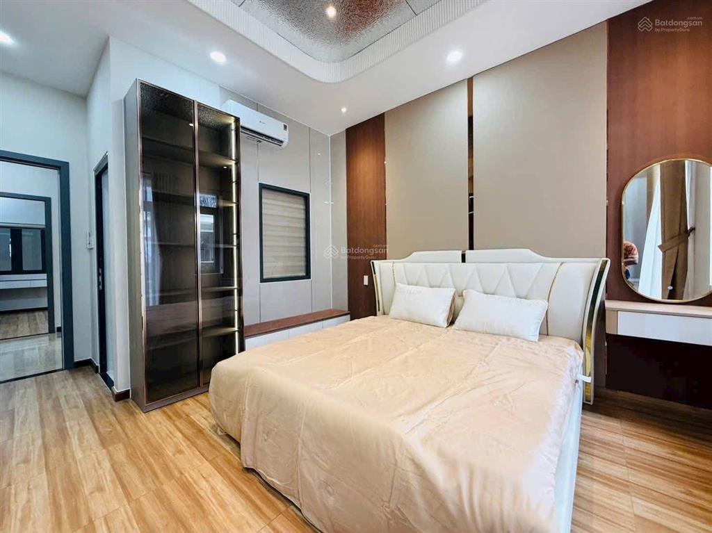 Bán gấp nhà đường chu văn anquận 6 đang cho thuê 23tr/tháng, dt 72,8m2 giá 3tỷ25 gần chợ bình tây