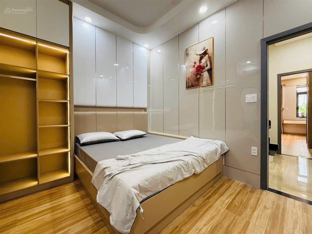 Bán gấp nhà đường chu văn anquận 6 đang cho thuê 23tr/tháng, dt 72,8m2 giá 3tỷ25 gần chợ bình tây