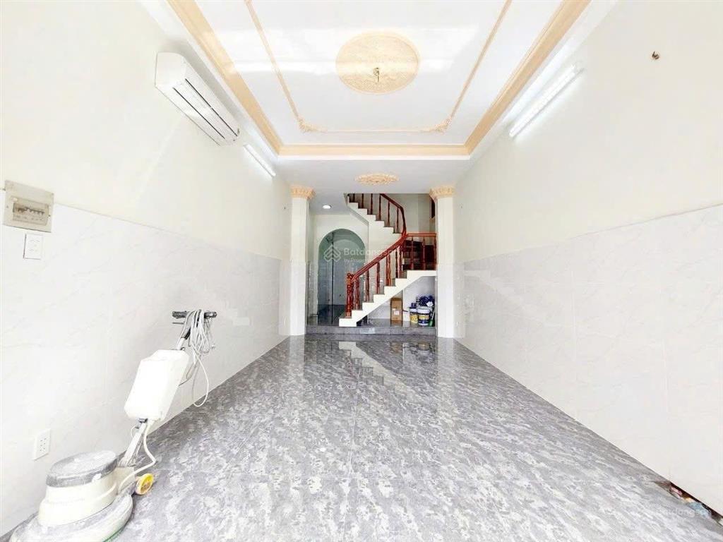 Cần bán nhà đang cho thuê 25tr/th, tô hiến thànhquận 10 giá 3tỷ89 còn tl dt 64m² gần chợ hòa hưng