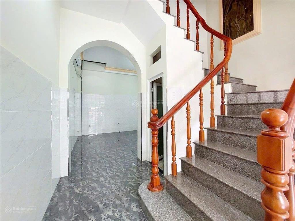 Cần bán nhà đang cho thuê 25tr/th, tô hiến thànhquận 10 giá 3tỷ89 còn tl dt 64m² gần chợ hòa hưng