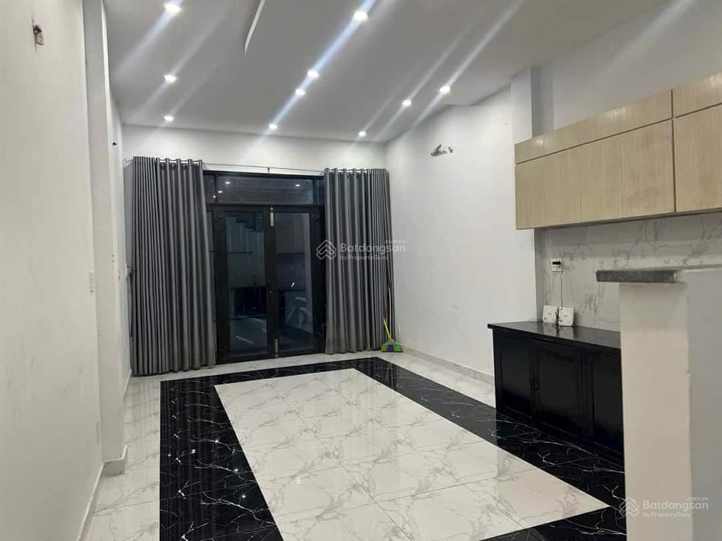 Giá đình tôi bán nhà tân vĩnhquận 4 dt 76m2 giá 8tỷ49 gần trường chính trị quận 4 cho thuê 23tr/th
