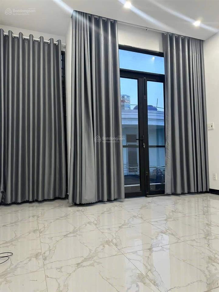 Giá đình tôi bán nhà tân vĩnhquận 4 dt 76m2 giá 8tỷ49 gần trường chính trị quận 4 cho thuê 23tr/th