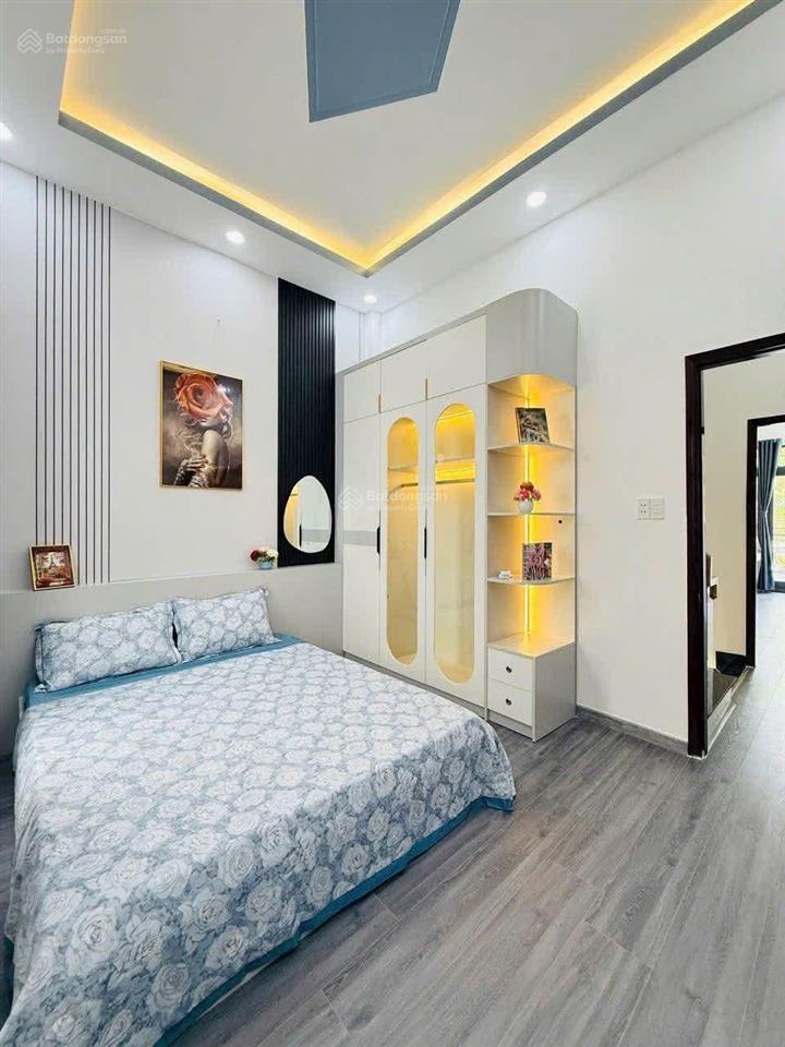 Nhà ngộp đường lê quang sungquận 6 gần th võ văn tần diện tích 63,6m2 giá 2tỷ65 đang cho thuê 18tr