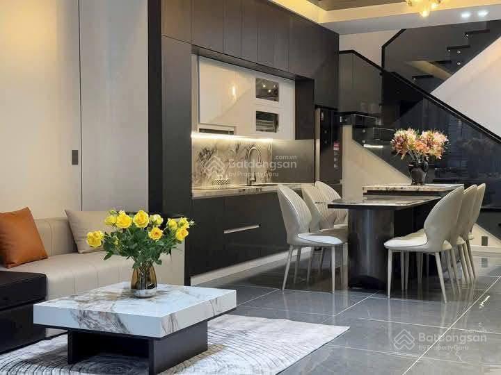 Có ngay nhà 83m2 giá 4tỷ200 còn tl lê văn miếnquận 2 gần trường đại học văn hoá đang cho thuê 26tr
