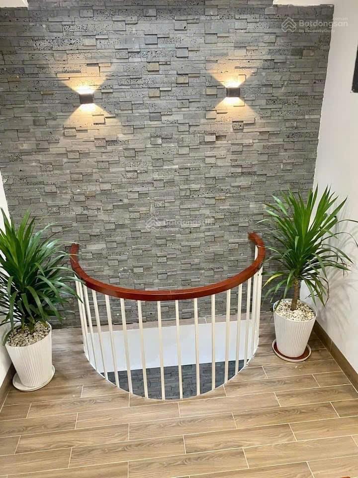 Bán gấp nhà tân thuận tâyquận 7 đang cho thuê 23tr, gần trường cấp 3 đức trí, dt 76,5m2 giá 3tỷ37