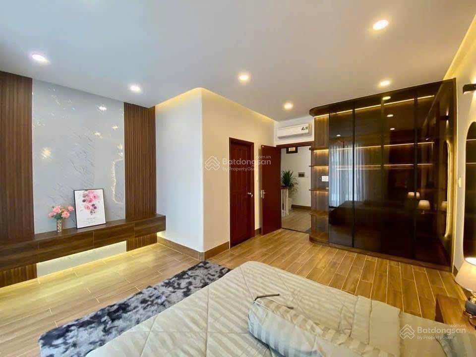 Bán gấp nhà tân thuận tâyquận 7 đang cho thuê 23tr, gần trường cấp 3 đức trí, dt 76,5m2 giá 3tỷ37