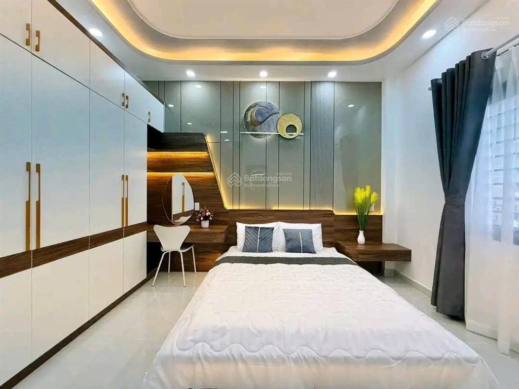 Kẹt tiền bán nhà lưu xuân tínquận5 dt 67,5m2 giá 3tỷ68 gần vòng xoay phan đình phùng cho thuê 23tr