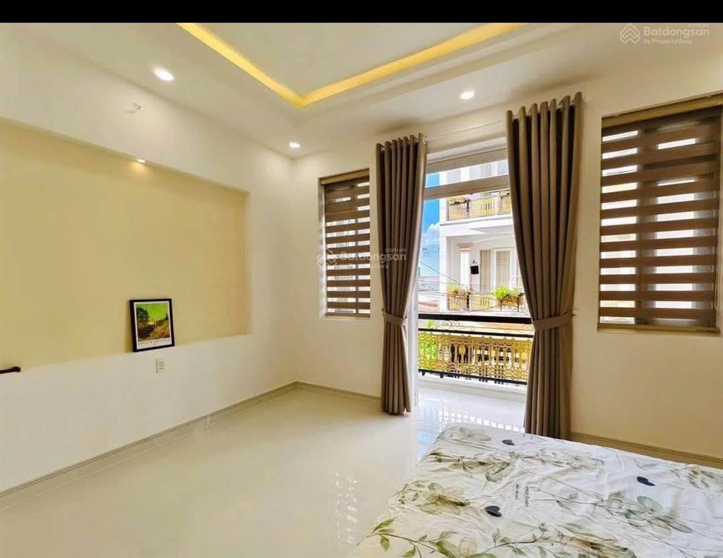 Bán gấp nhà gần đại học sư phạm diện tích 78,5m2 giá 3tỷ66 ở lê văn sỹquận 3 đang cho thuê 26tr/th