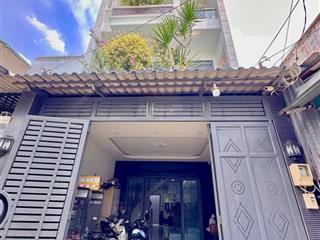 Bán gấp trong tháng nhà phạm phú thứquận 6 dt 68,5m2 gần chợ bình tiên giá 2tỷ88 hợp đồng thuê 19t