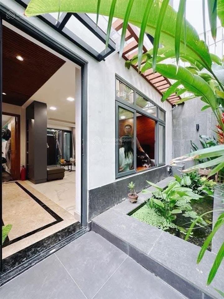 Cần bán nhà gần chợ bến thành dt 71,5m2 đường đặng trần côn  quận 1 đang cho thuê 30tr/th